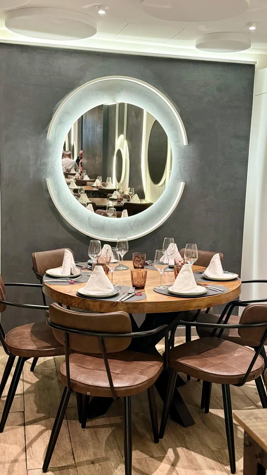 El comedor de Moreno Sant Bartomeu, con mesas vestidas